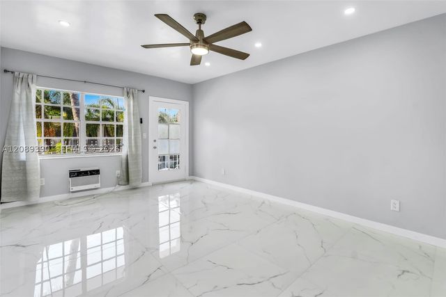 635 8th St 205, Miami Beach, FL 33139