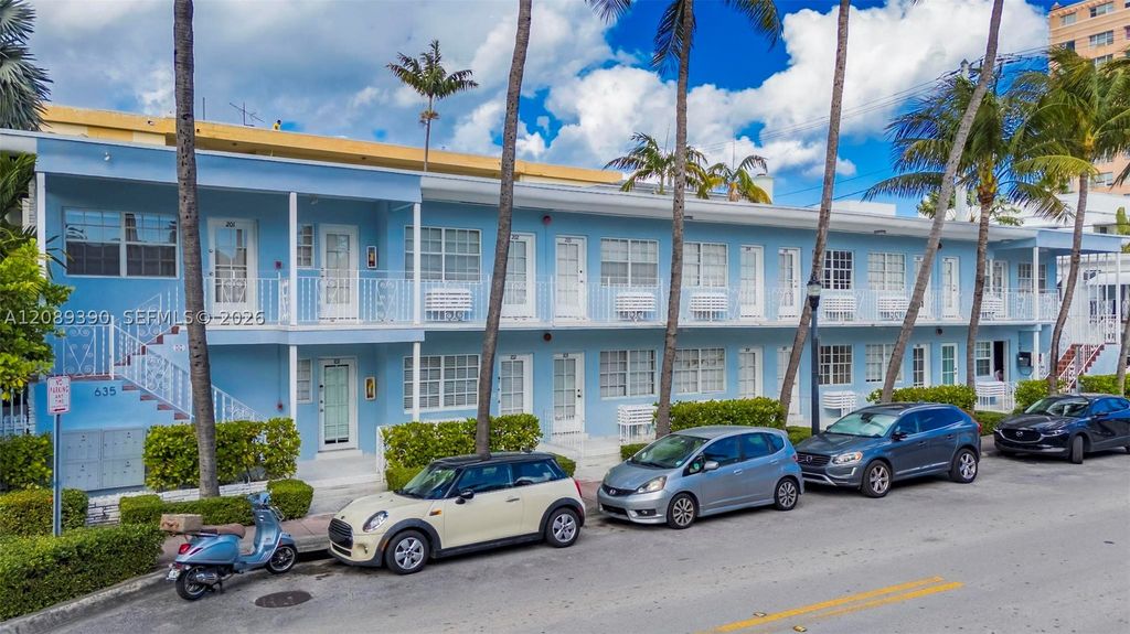 635 8th St 205, Miami Beach, FL 33139