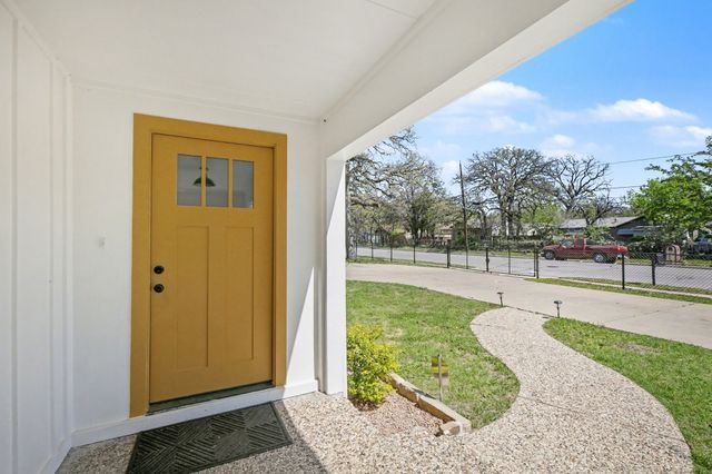 5318 Trentman Street, Fort Worth, TX 76119