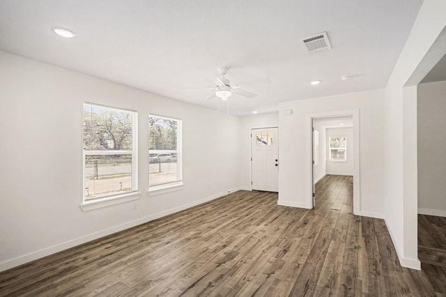 5318 Trentman Street, Fort Worth, TX 76119