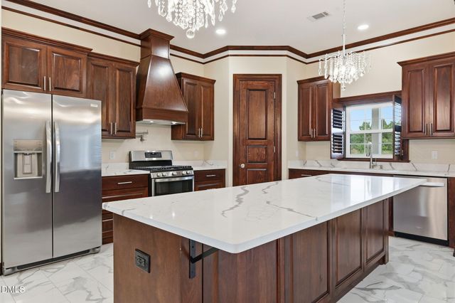 658 James Norris Road, Angier, NC 27501