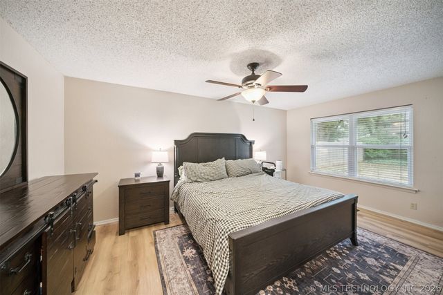 205 W Baton Rouge Street, Broken Arrow, OK 74011