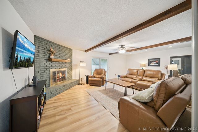 205 W Baton Rouge Street, Broken Arrow, OK 74011