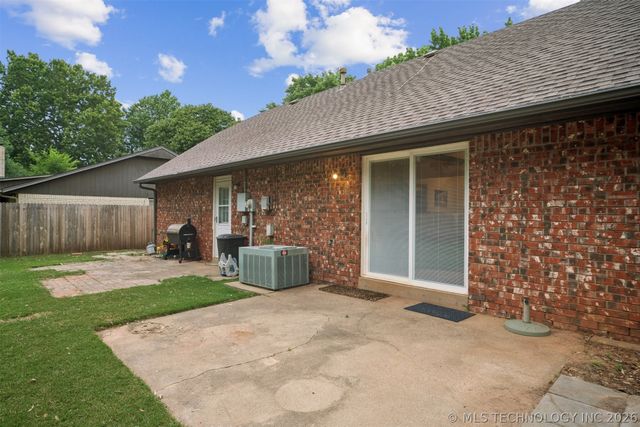 205 W Baton Rouge Street, Broken Arrow, OK 74011