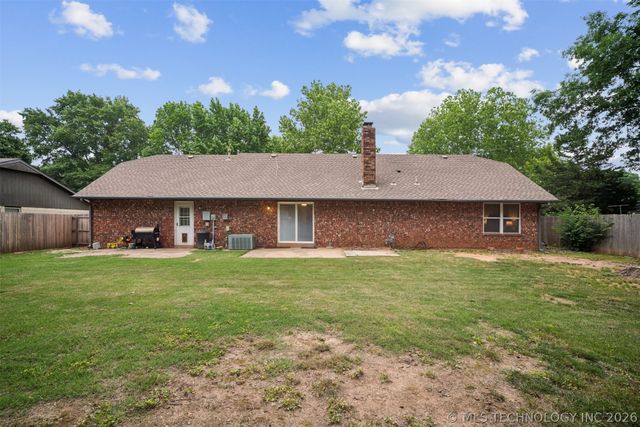 205 W Baton Rouge Street, Broken Arrow, OK 74011
