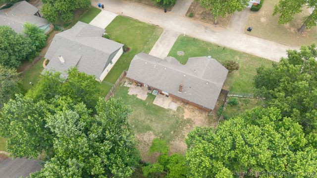 205 W Baton Rouge Street, Broken Arrow, OK 74011