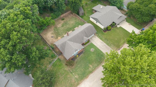 205 W Baton Rouge Street, Broken Arrow, OK 74011