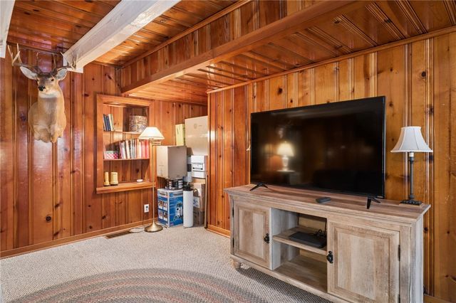 2651 Radebaugh Rd, Hempfield Twp, PA 15644