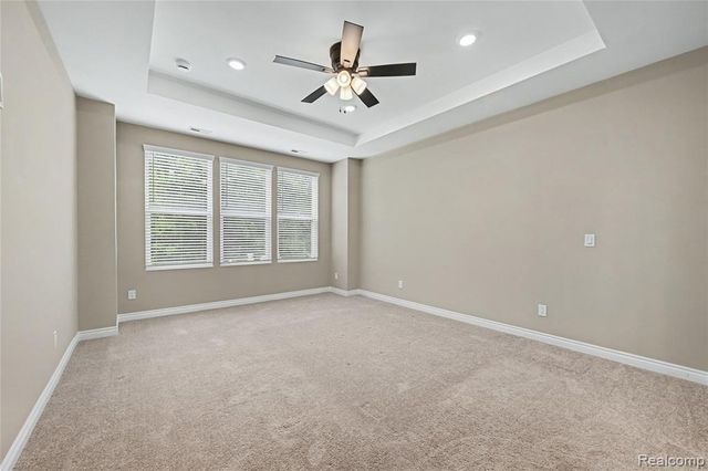 5224 Lewiston Road, Canton, MI 48188