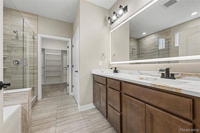 5224 Lewiston Road, Canton, MI 48188