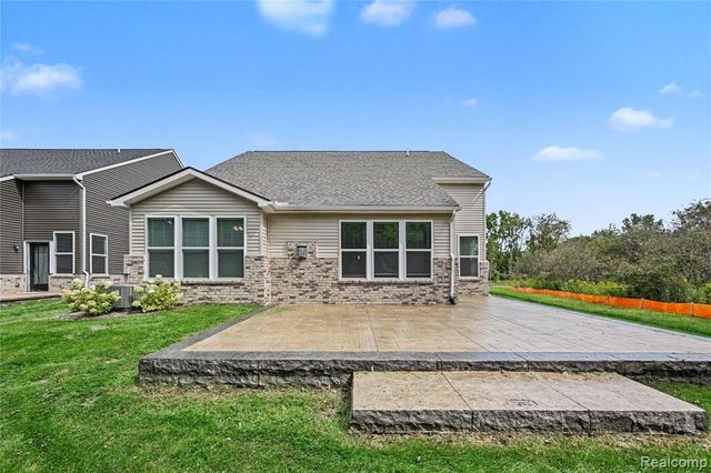 5224 Lewiston Road, Canton, MI 48188