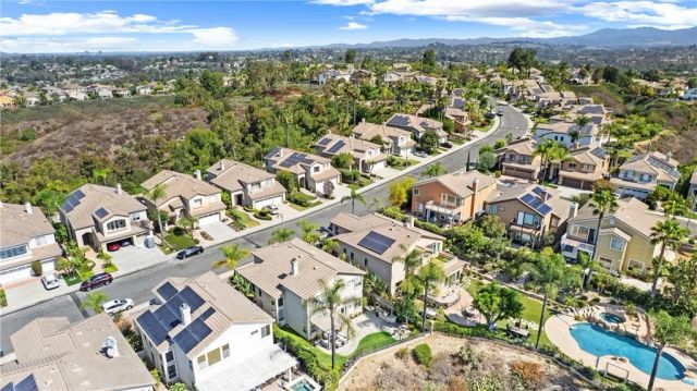 25671 Pacific Crest, Mission Viejo, CA 92692