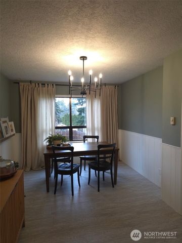 181 Beacon Hill Drive, Longview, WA 98632