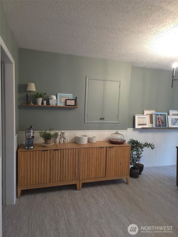 181 Beacon Hill Drive, Longview, WA 98632