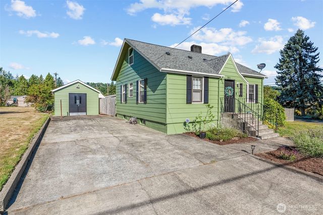 181 Beacon Hill Drive, Longview, WA 98632