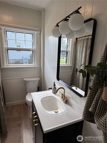 181 Beacon Hill Drive, Longview, WA 98632