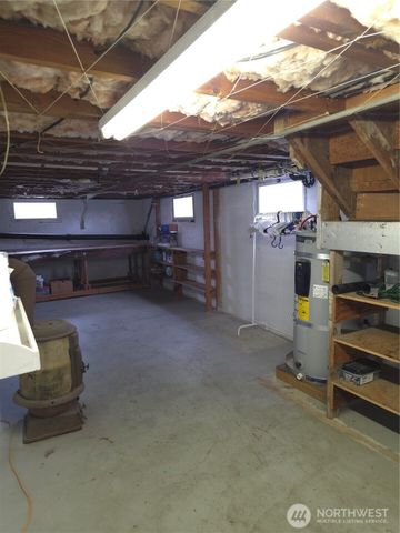 181 Beacon Hill Drive, Longview, WA 98632