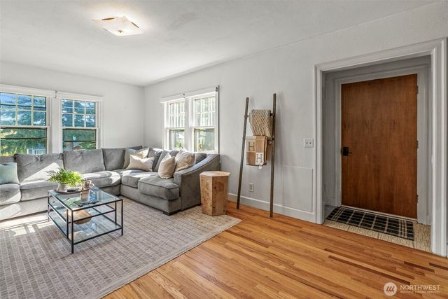 181 Beacon Hill Drive, Longview, WA 98632