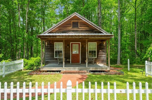 11905 Hutcheson Ferry Road, Chattahoochee Hills, GA 30268