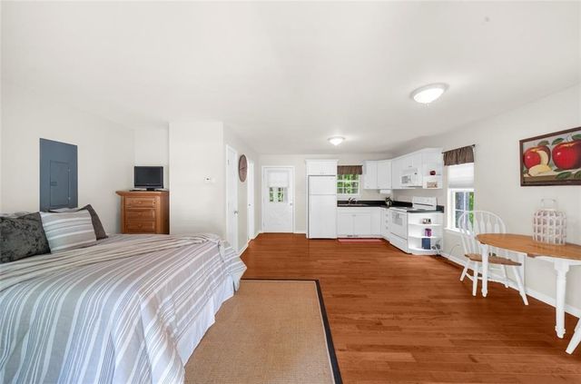 11905 Hutcheson Ferry Road, Chattahoochee Hills, GA 30268