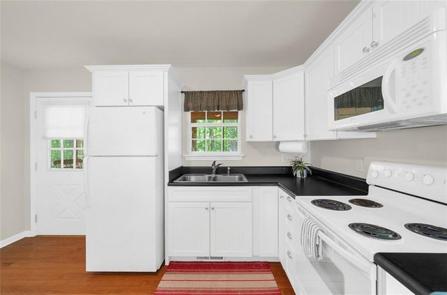 11905 Hutcheson Ferry Road, Chattahoochee Hills, GA 30268