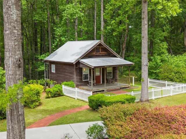 11905 Hutcheson Ferry Road, Chattahoochee Hills, GA 30268
