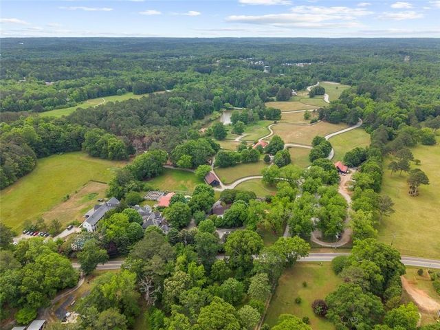 11905 Hutcheson Ferry Road, Chattahoochee Hills, GA 30268