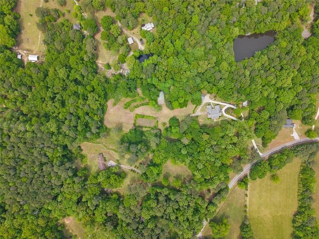 11905 Hutcheson Ferry Road, Chattahoochee Hills, GA 30268