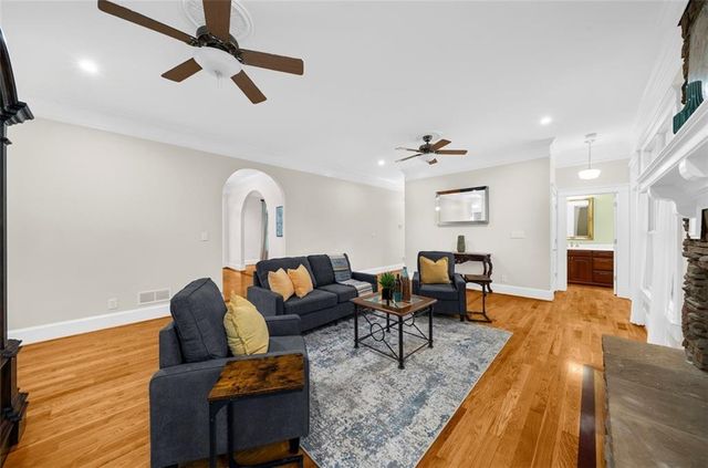 11905 Hutcheson Ferry Road, Chattahoochee Hills, GA 30268