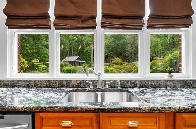 11905 Hutcheson Ferry Road, Chattahoochee Hills, GA 30268
