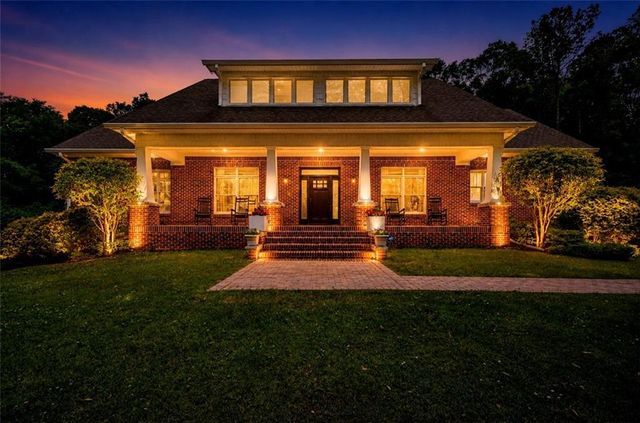 11905 Hutcheson Ferry Road, Chattahoochee Hills, GA 30268