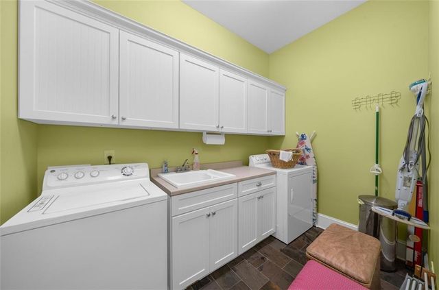 11905 Hutcheson Ferry Road, Chattahoochee Hills, GA 30268