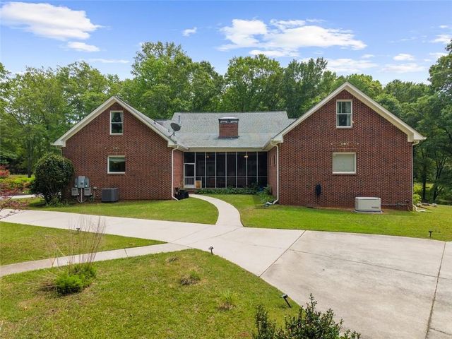 11905 Hutcheson Ferry Road, Chattahoochee Hills, GA 30268