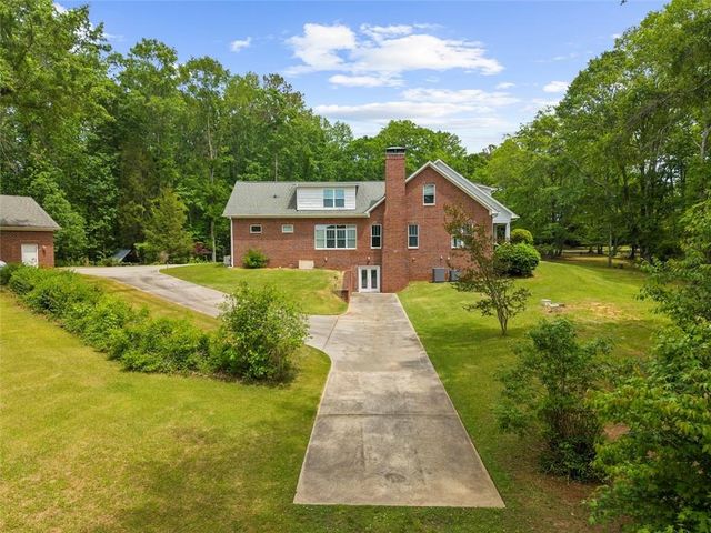 11905 Hutcheson Ferry Road, Chattahoochee Hills, GA 30268
