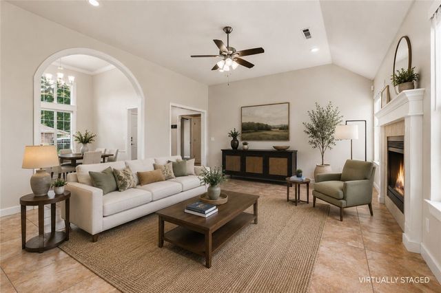 4403 W Bell Flower Drive, Fayetteville, AR 72704
