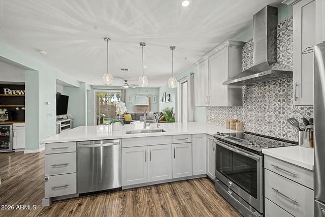 3283 E BOSTON Street, Gilbert, AZ 85295