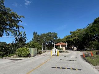 6101 N Falls Circle Dr 312, Lauderhill, FL 33319