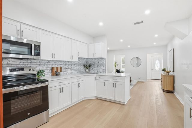 2164 RIVIERA DRIVE, Clearwater, FL 33763