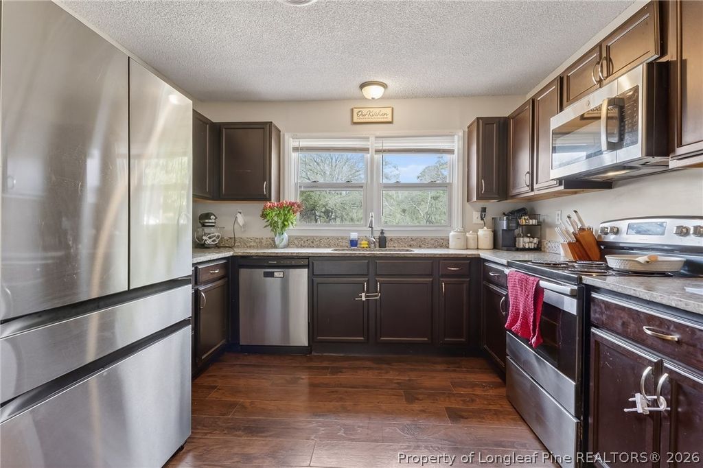 1083 Strickland Bridge Road, Fayetteville, NC 28304 — photo 3