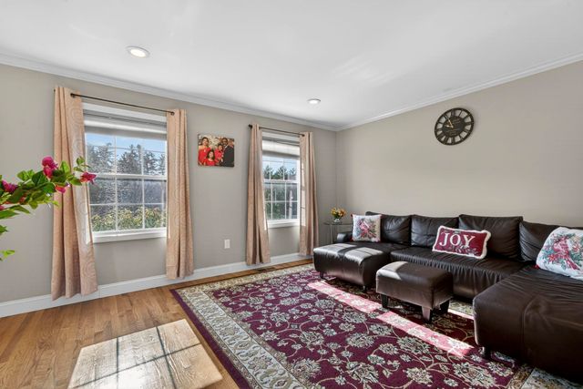 8 Katie Lane, Nashua, NH 03062