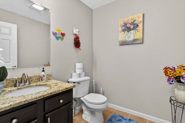8 Katie Lane, Nashua, NH 03062