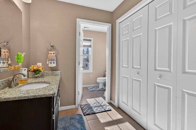 8 Katie Lane, Nashua, NH 03062