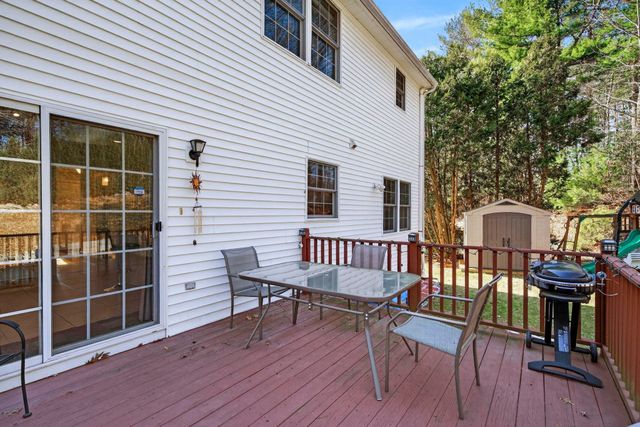 8 Katie Lane, Nashua, NH 03062