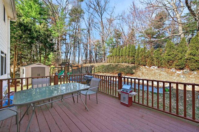 8 Katie Lane, Nashua, NH 03062