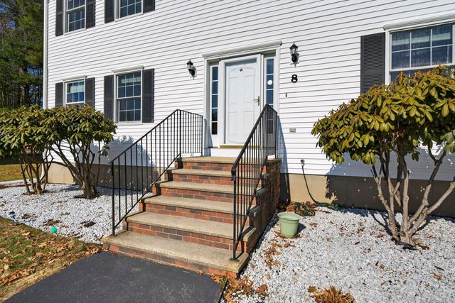 8 Katie Lane, Nashua, NH 03062
