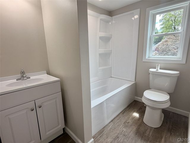 107 East Cayuga Street, Oswego, NY 13126