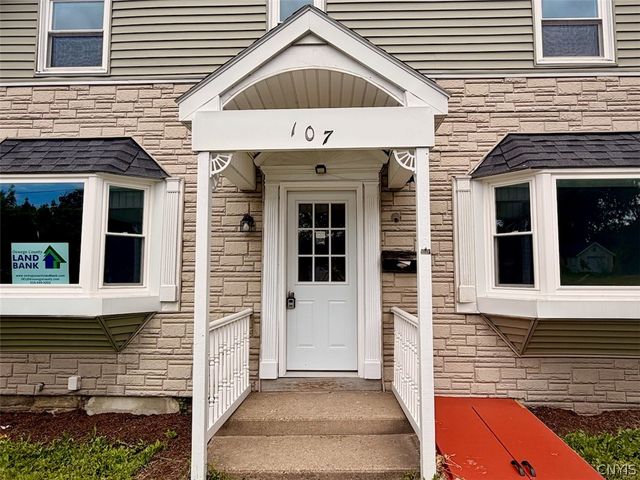 107 East Cayuga Street, Oswego, NY 13126