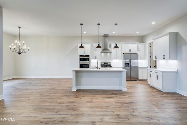 880 Granby Rd Road, Kingsport, TN 37660