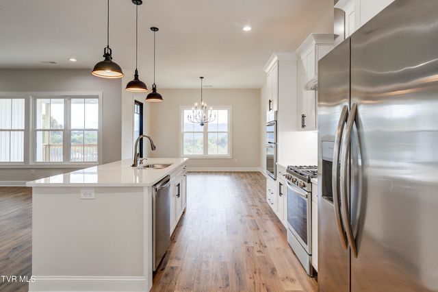 880 Granby Rd Road, Kingsport, TN 37660