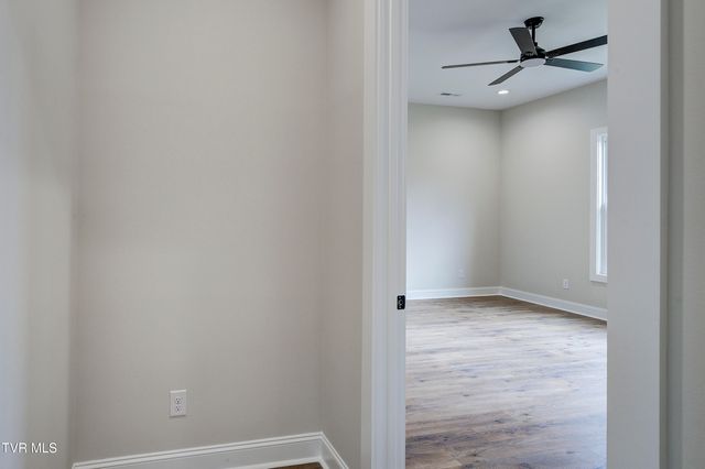 880 Granby Rd Road, Kingsport, TN 37660